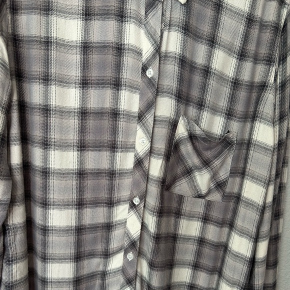 Rails Soft Plaid button up shirt - Picture 6 of 9
